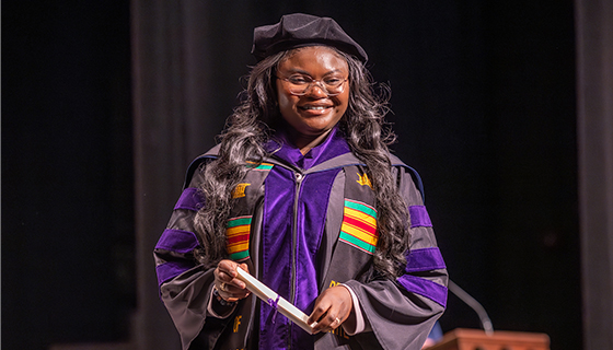 University Park Graduation Photos