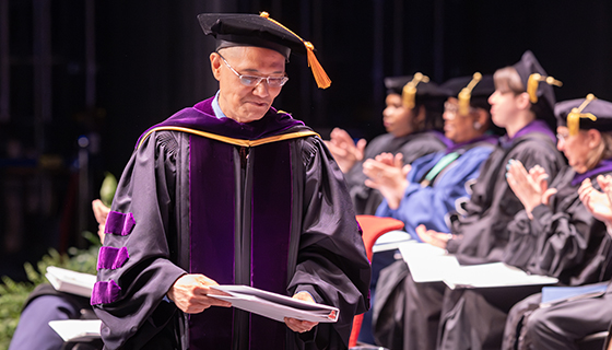 University Park Graduation Photos